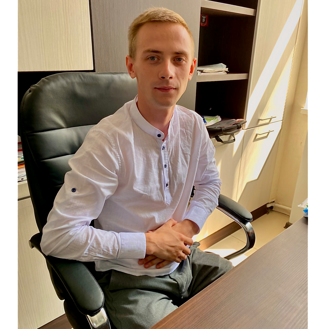 Антон Смирнов