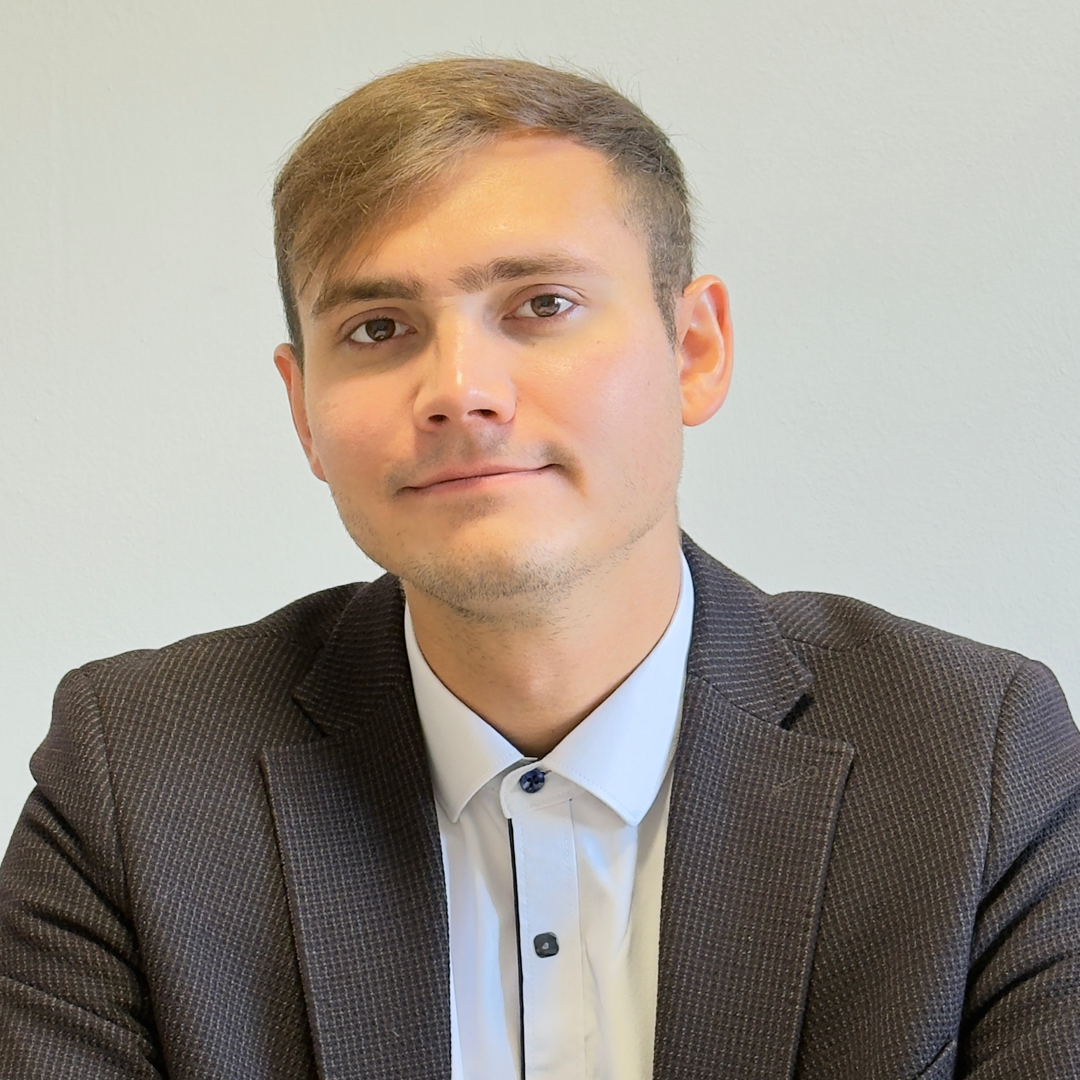 Аркадий Казаков