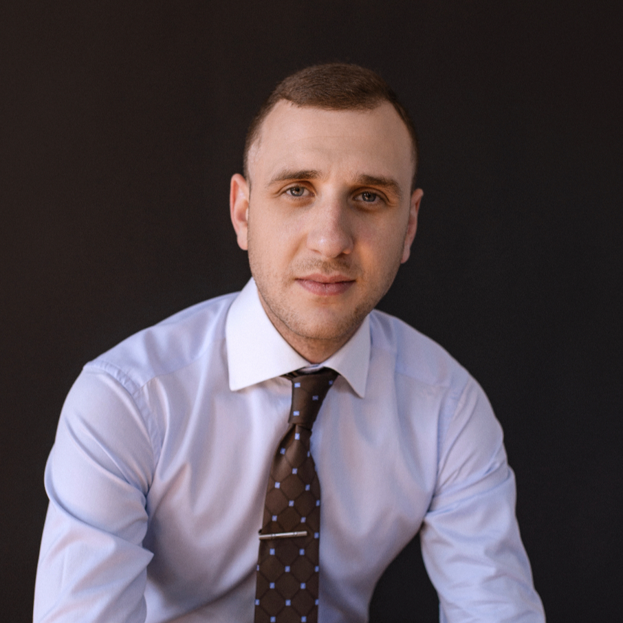 Игорь Рязанов