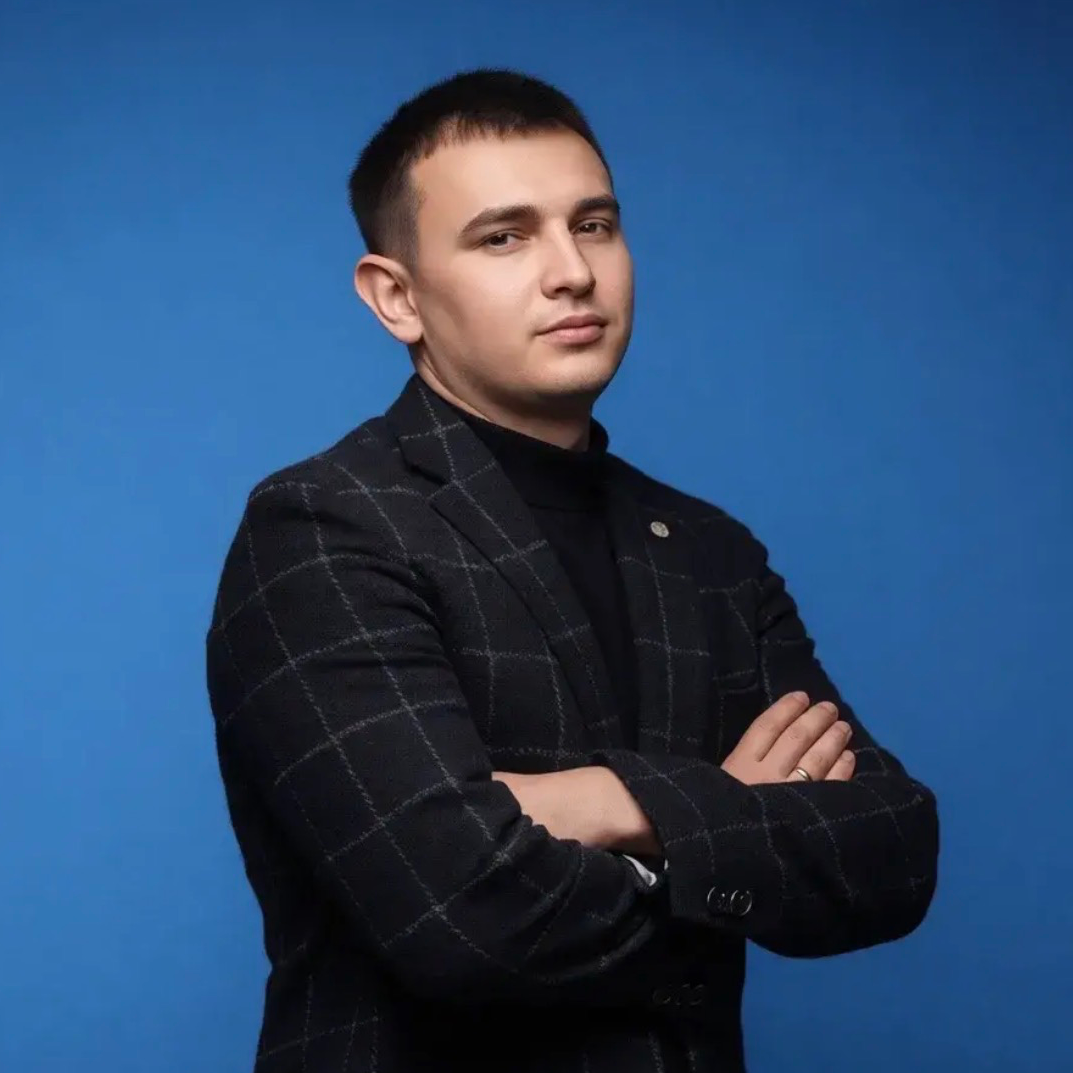 Дмитрий Суровцев