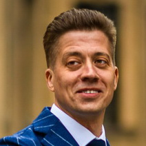 Александр Минаков