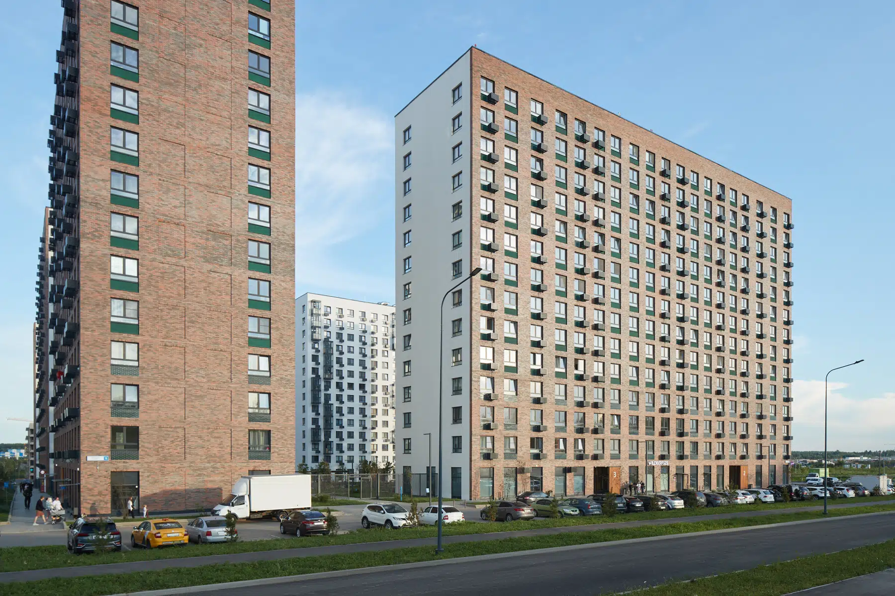 Во Внуково сдали 17-этажный дом на 520 квартир