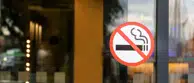 Что делать, если соседи курят в подъезде
