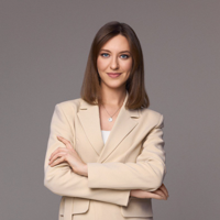 Елена Курманова