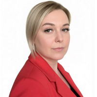 Алёна Комарова