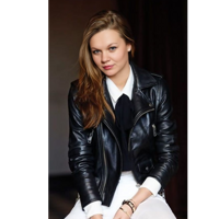 Александра Иванова