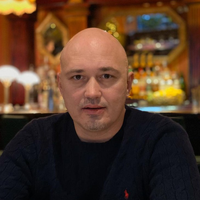 Илья Михайлов