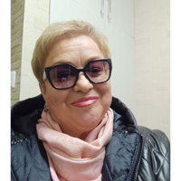 Марина Попова