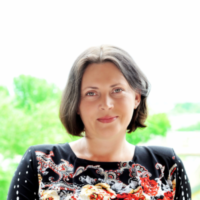 Елена Кныр