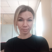 Нина Попова