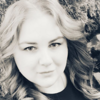 Олёна Горбова