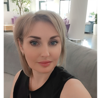 Оксана Ефремова
