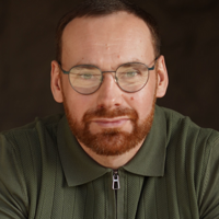 Антон Иванов