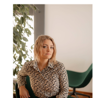 Елена Романова