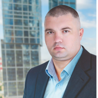 Андрей Сериков