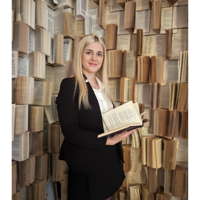 Александра Вишнякова