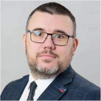 Роман Захаров