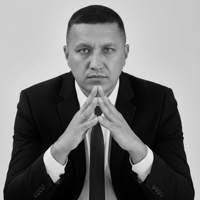 Руслан Мухтаров