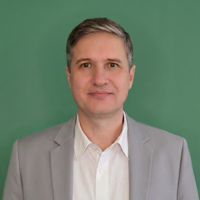 Дмитрий Аверьянов