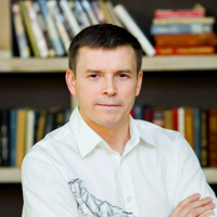 Александр Захаров