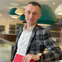 Иван Уваров