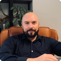 Евгений Гольцман