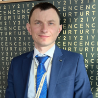 Илья Белов