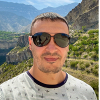 Алексей Арутюнян