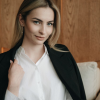 Арина Семенюта