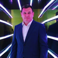 Евгений Маслов