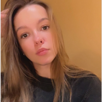 Юлия Шестакова