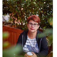 Елена Кустинская