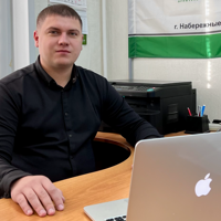 Роман Зинов