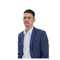 Андрей Лазарев