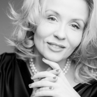 Светлана Казаринова