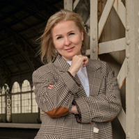 Елена Забелина