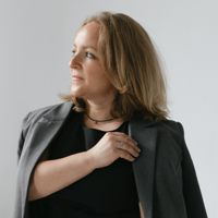 Юлия Петрова