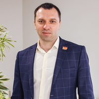 Роман Петренко