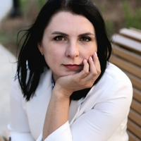 Евгения Попова