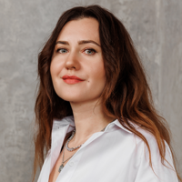 Юлия Бутусова
