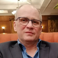 Олег Павлов