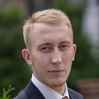 Максим Емельянов