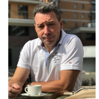 Борис Гусев