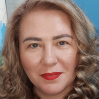 Марина Лисова