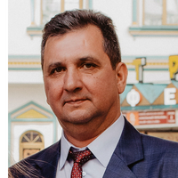 Рустам Мукимов