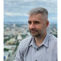 Роман Гладков