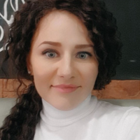 Анна Братцева