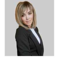 Елена Салахова