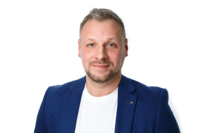 Виталий Овчаренко