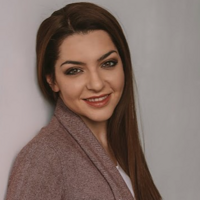 Елена Власова
